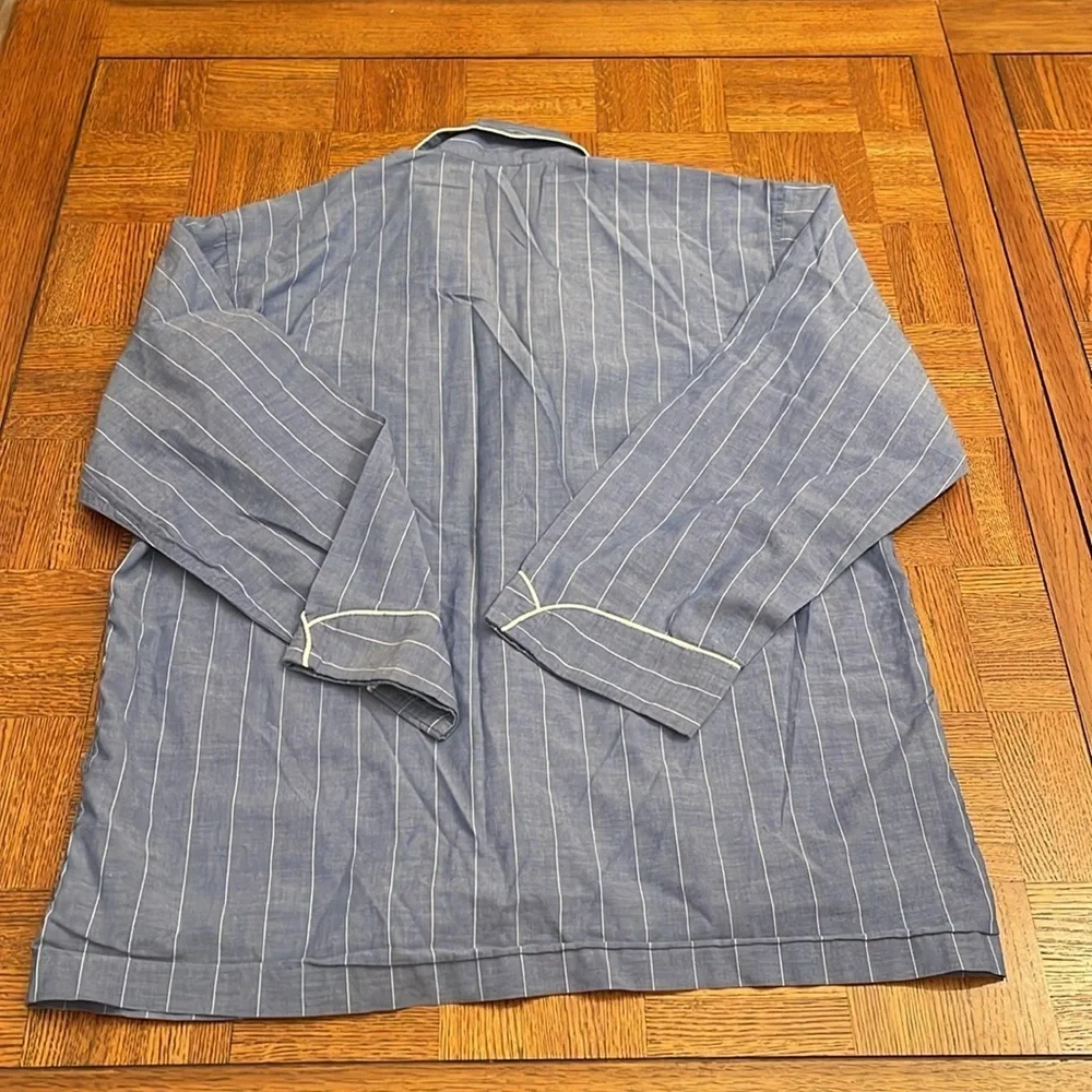 Christian Dior Pajama top size M - Picture 3 of 3